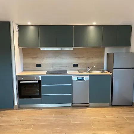 Les Du Manoir 2 * Le Manoir (Calvados)