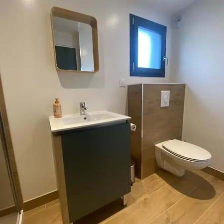 Les Du Manoir 2 Nyaraló