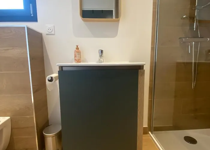 Les Du Manoir 2 * Le Manoir (Calvados)