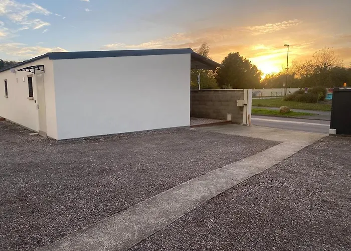 Les Du Manoir 2 * Le Manoir (Calvados)